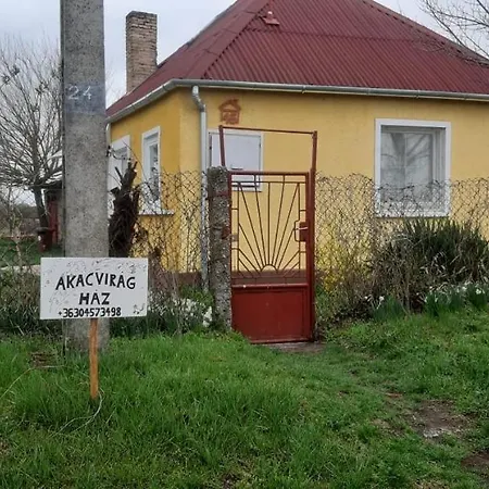 Gasthuis Akacvirag Vendeghaz *