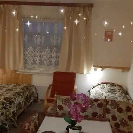 Akacvirag Vendeghaz * Écs