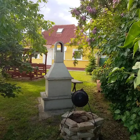 Akacvirag Vendeghaz Écs