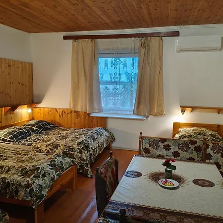 Akacvirag Vendeghaz 3* Ecs