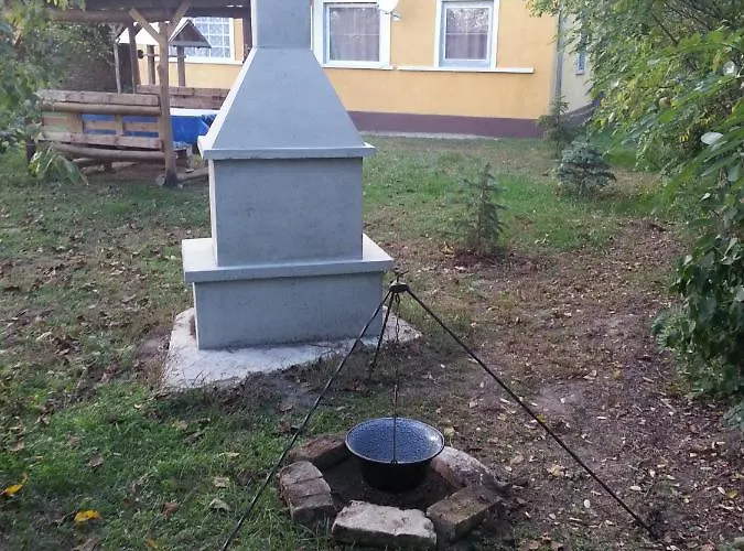 Akacvirag Vendeghaz Pensiune Écs
